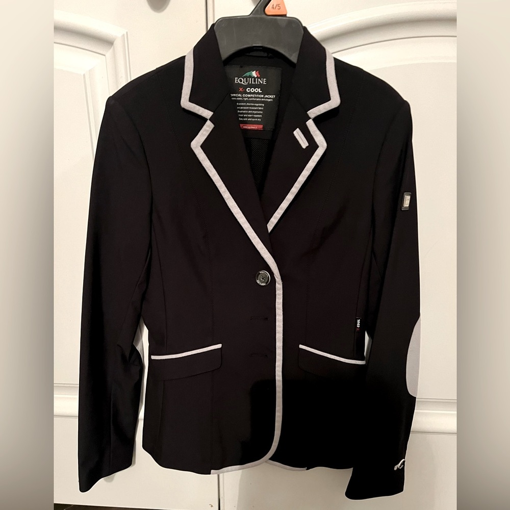 Equiline Equestrian Show coat, NWOT, size 42 EU, like a 0-2